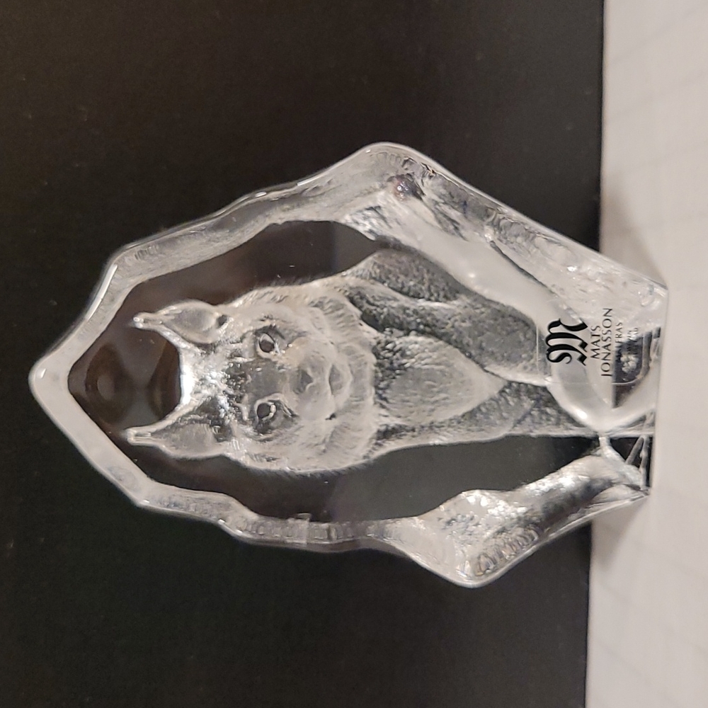 Gorgeous Mats Jonasson Lynx Crystal Sculpture